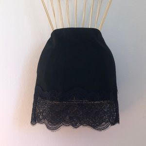 Lace mini skirt